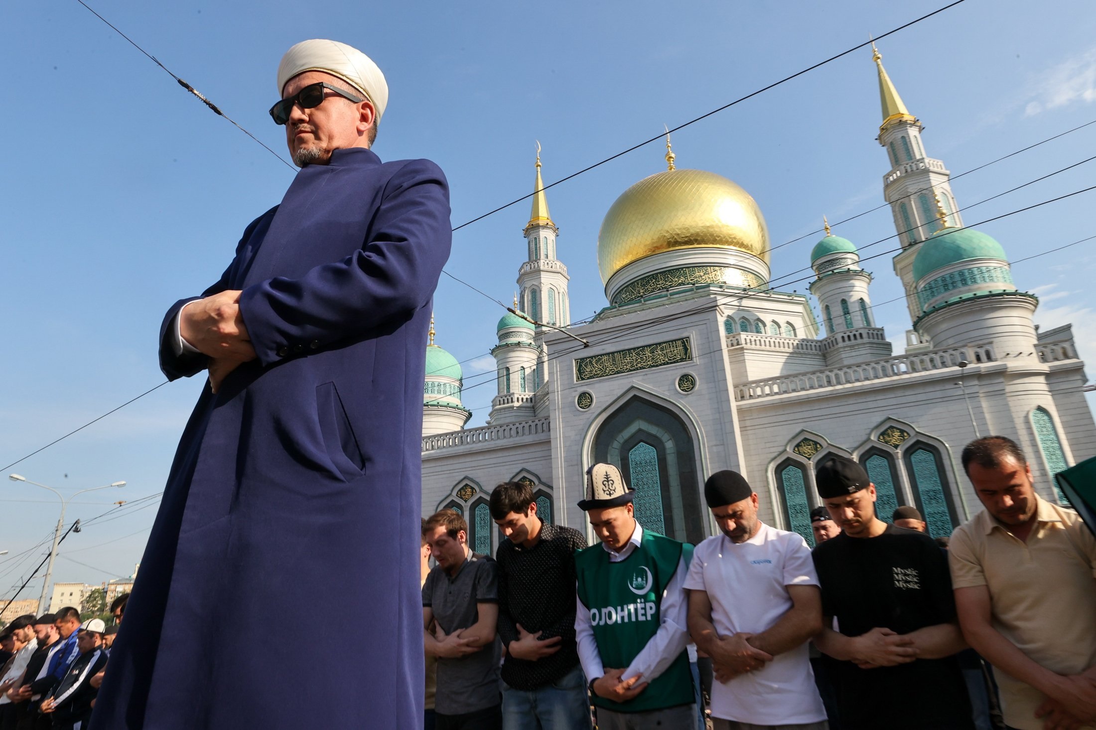 180 тыс. мусульман посетили праздничные молитвы в мечетях Москвы