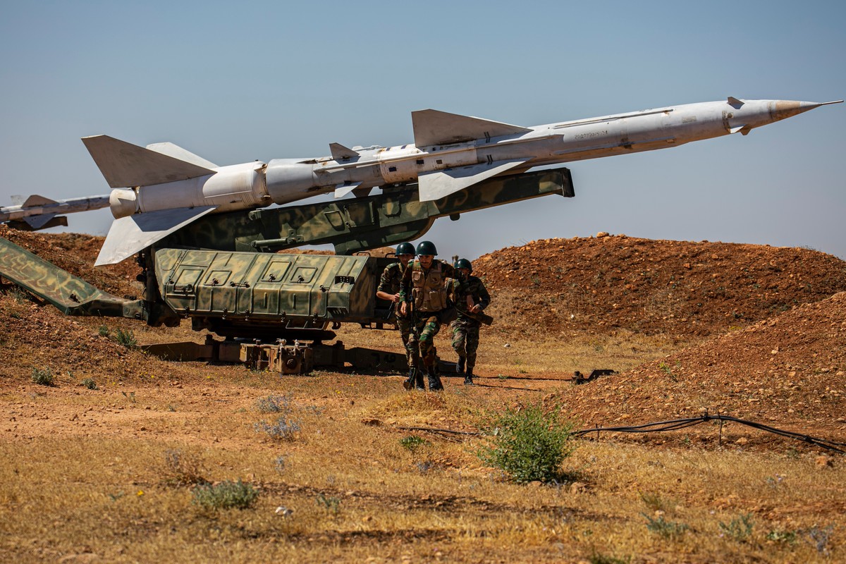 Сирийская армия приводит свои ракетные системы в состояние повышенной боеготовности