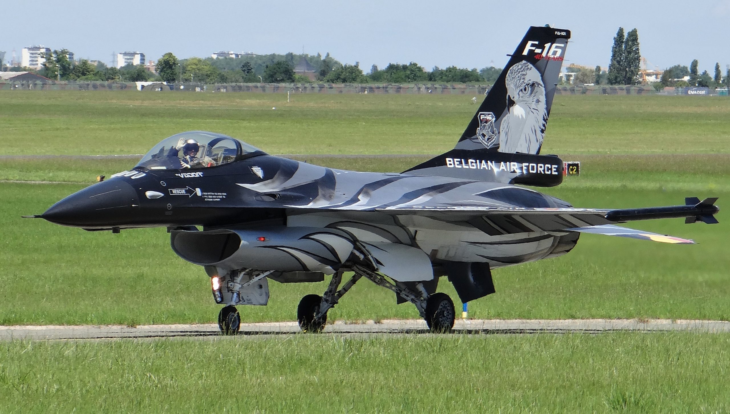 Бельгия намерена поставить Украине 30 F-16 до 2028 года