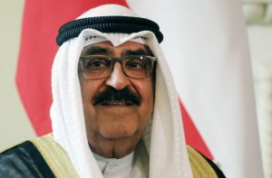 Эмир Кувейта распустил парламент и приостановил действие ряда положений конституции